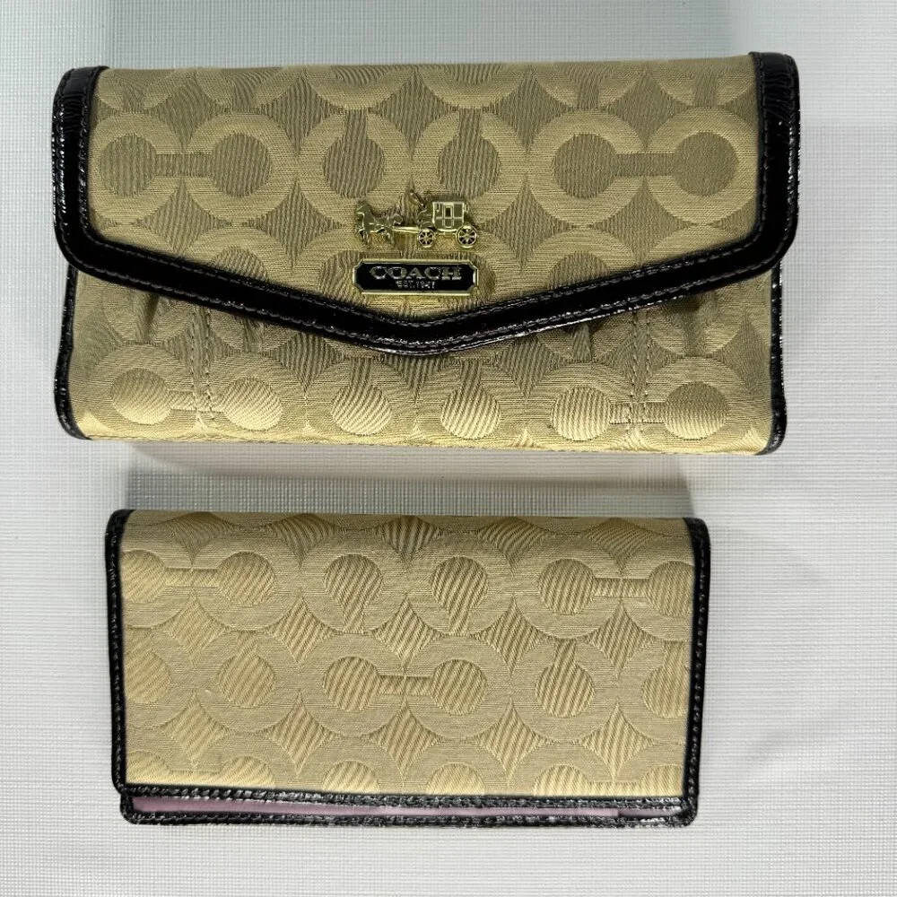 VINTAGE Coach Madison Op Art Checkbook Wallet | Khaki Brown Canvas Patent Leathe